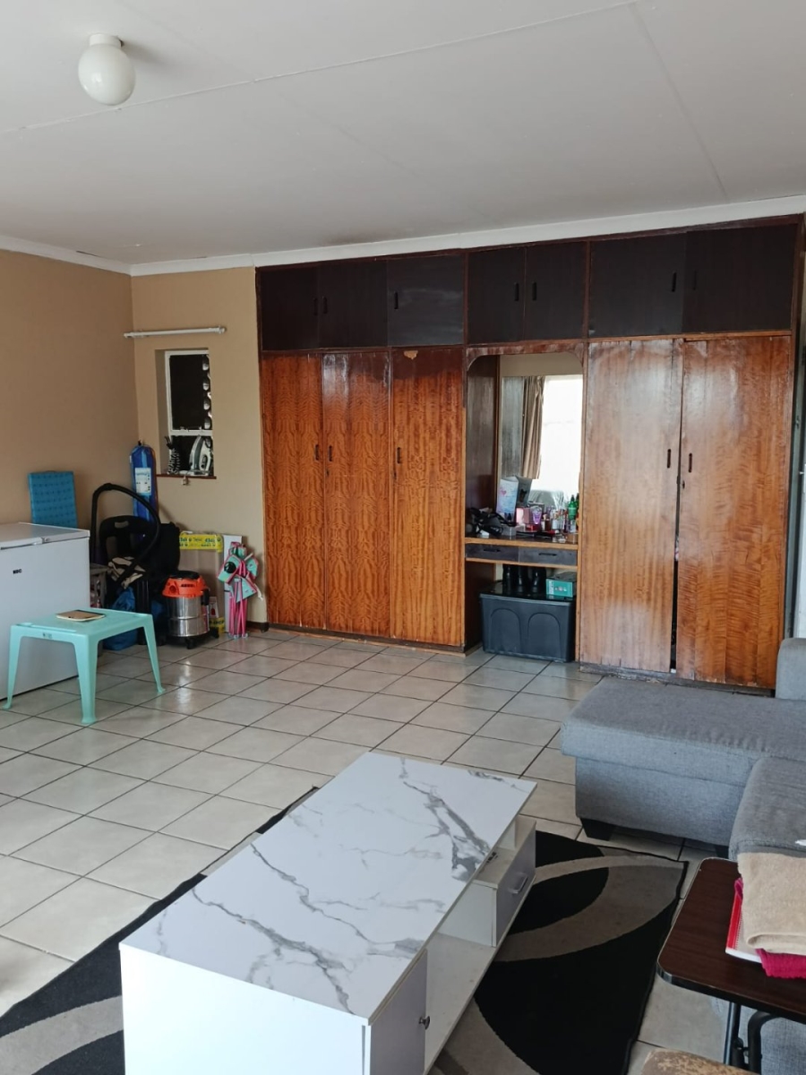 1 Bedroom Property for Sale in Bloemfontein Free State
